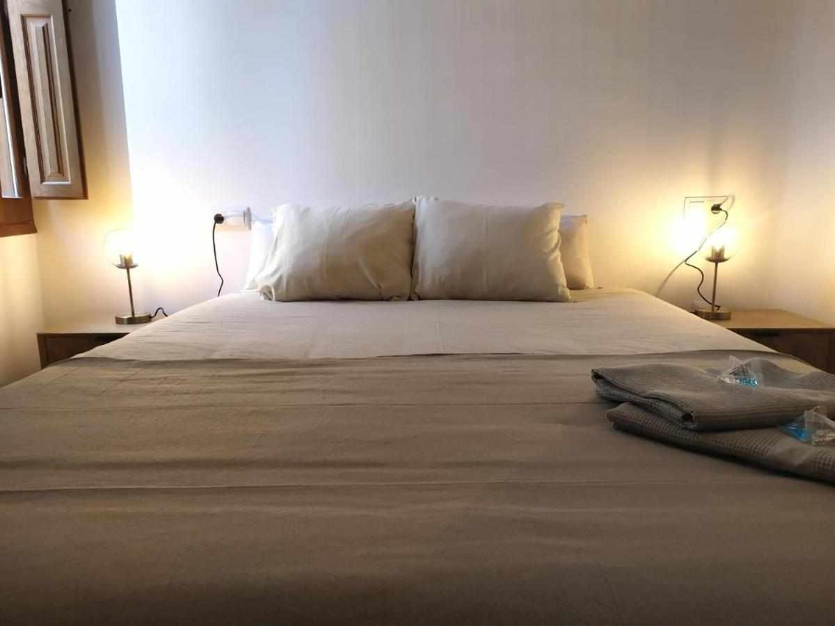 Apartamentos Casa Meme Мора-де-Рубьелос Экстерьер фото