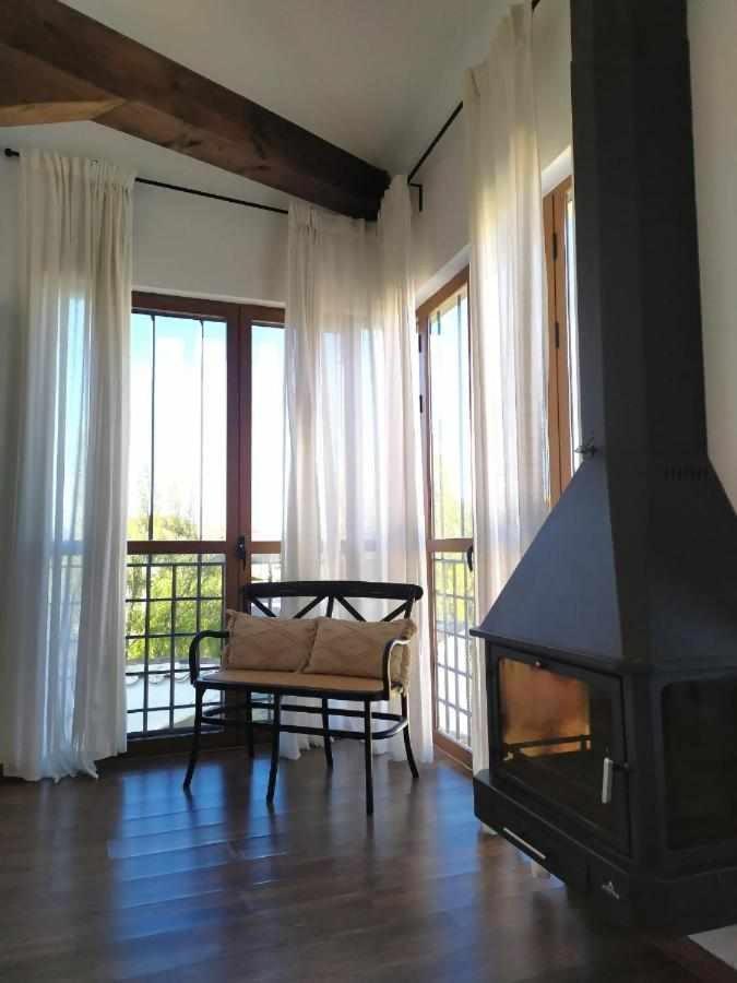 Apartamentos Casa Meme Мора-де-Рубьелос Экстерьер фото