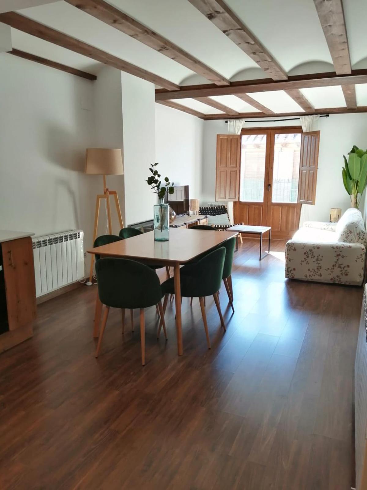 Apartamentos Casa Meme Мора-де-Рубьелос Экстерьер фото