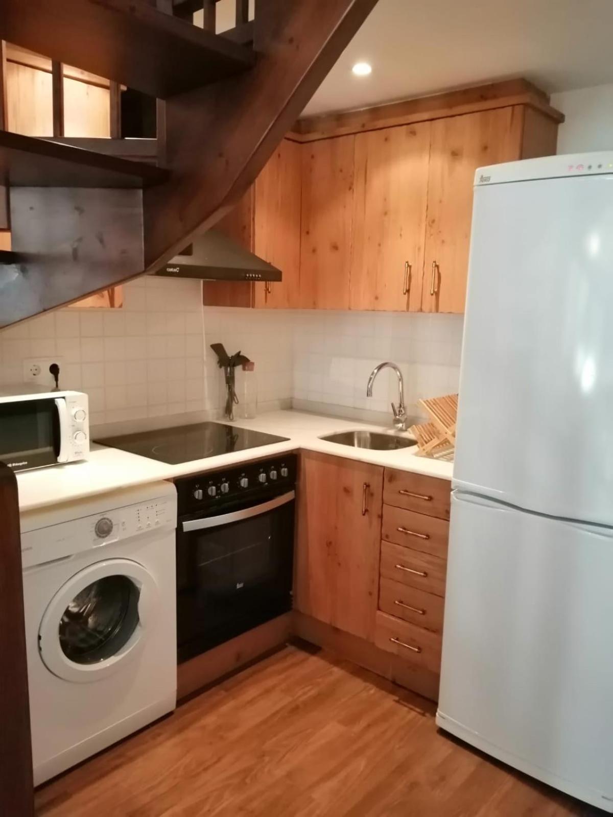 Apartamentos Casa Meme Мора-де-Рубьелос Экстерьер фото