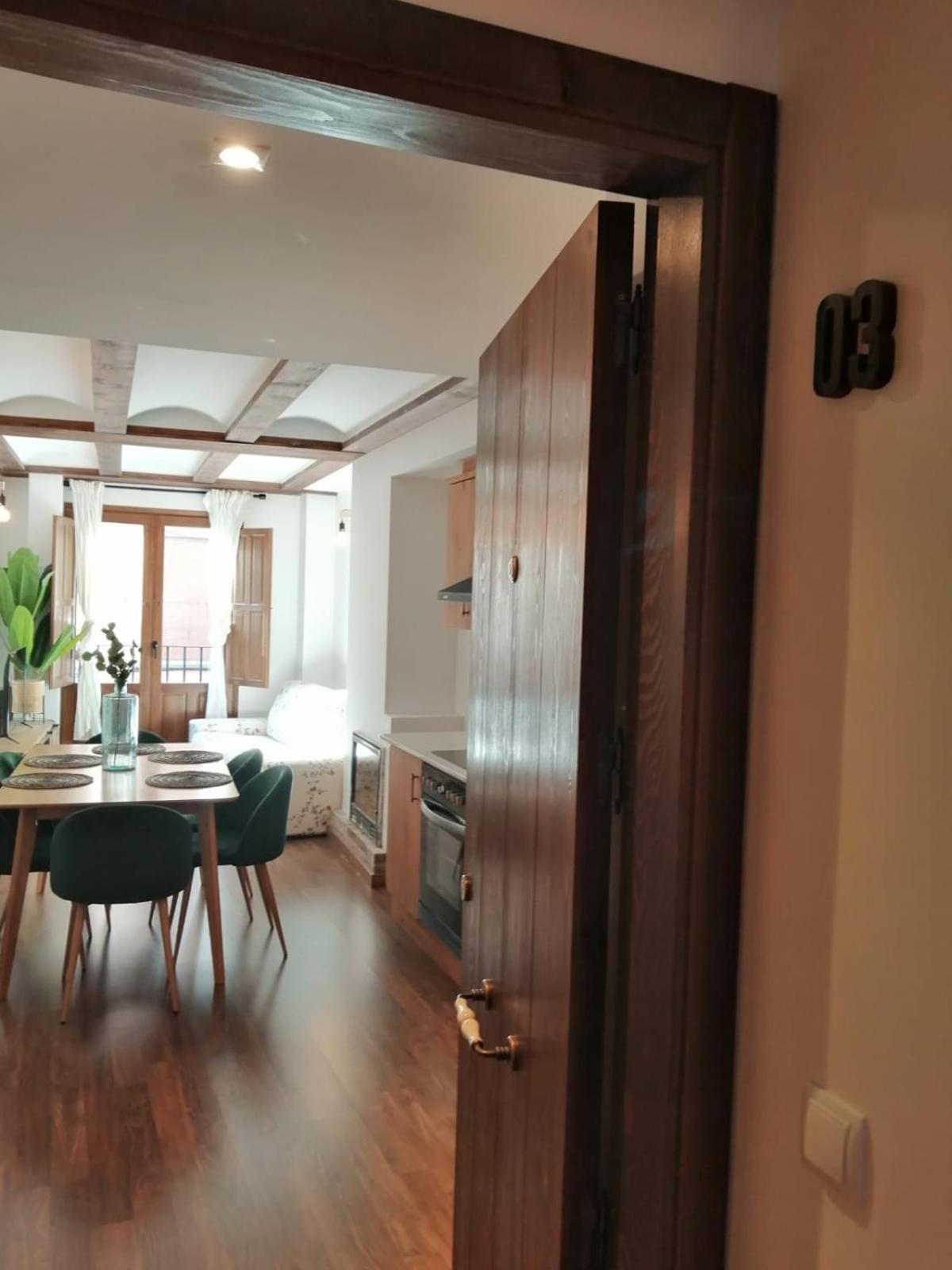 Apartamentos Casa Meme Мора-де-Рубьелос Экстерьер фото