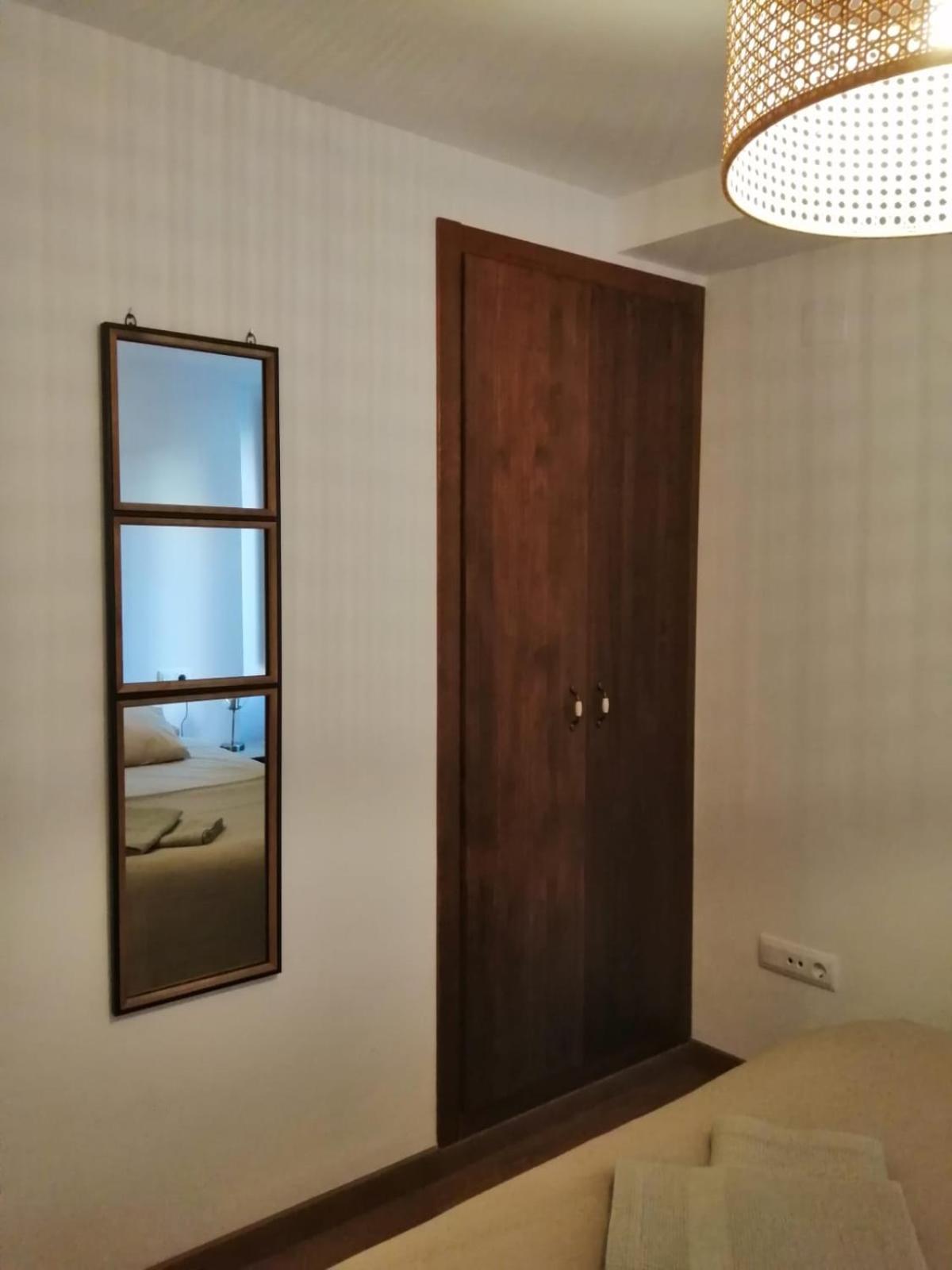 Apartamentos Casa Meme Мора-де-Рубьелос Экстерьер фото