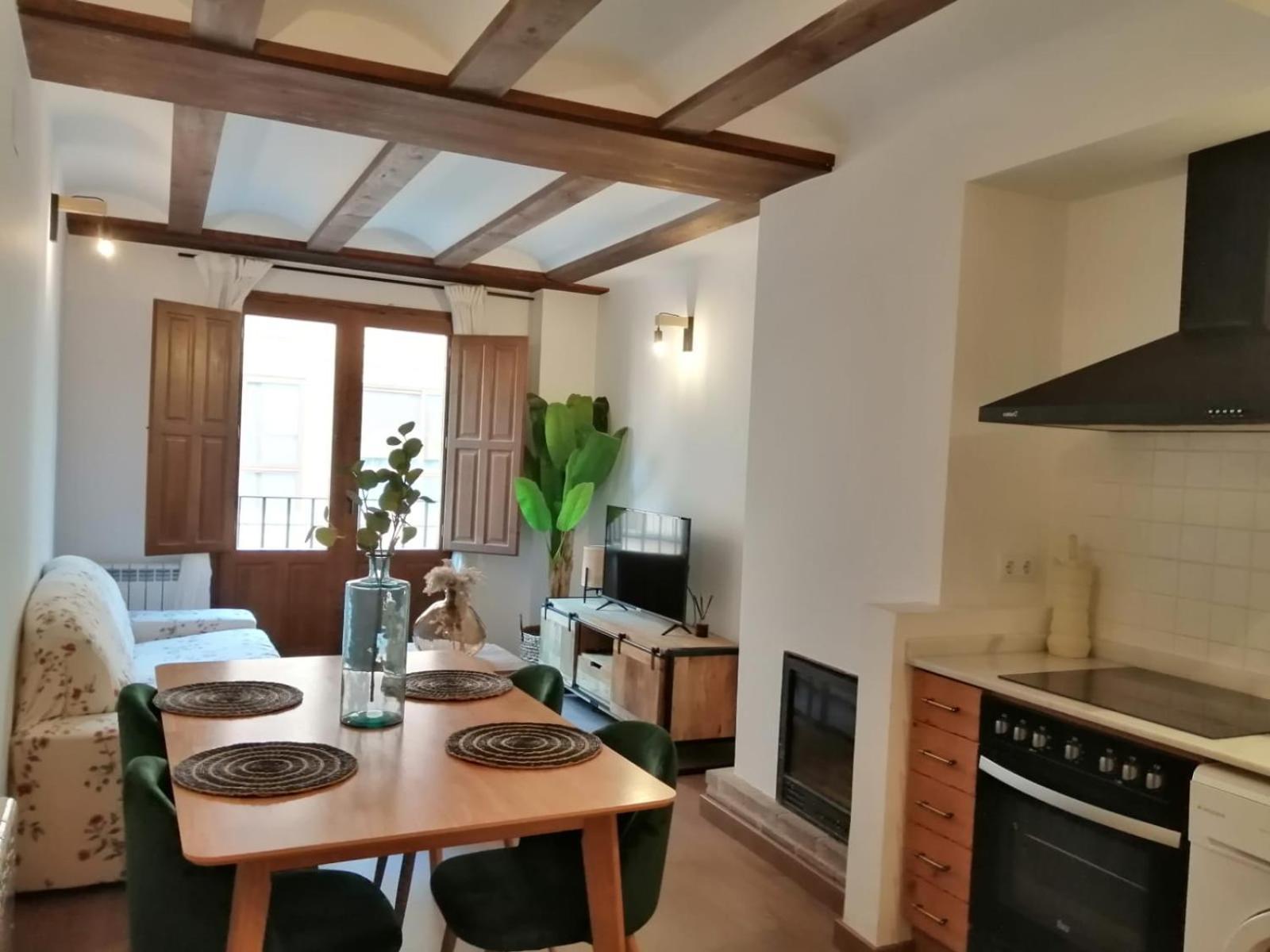 Apartamentos Casa Meme Мора-де-Рубьелос Экстерьер фото