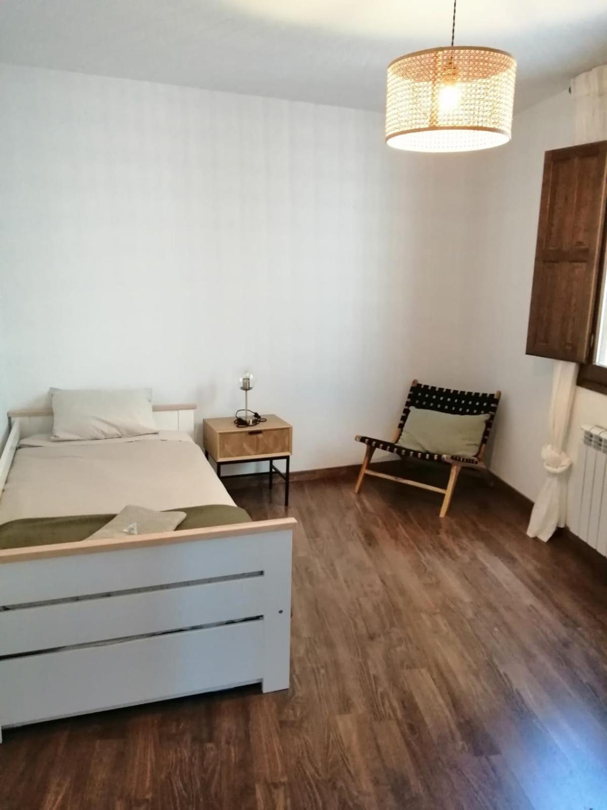 Apartamentos Casa Meme Мора-де-Рубьелос Экстерьер фото